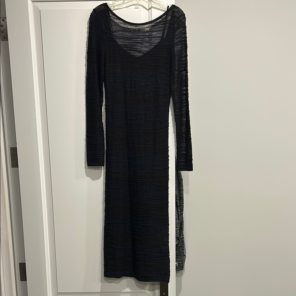 Alice + Olivia Black Long Sleeve Sheath Dress